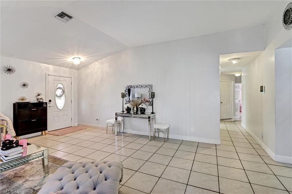 18330 Beauty Berry Ct, Lehigh Acres, FL 33972 Photo
