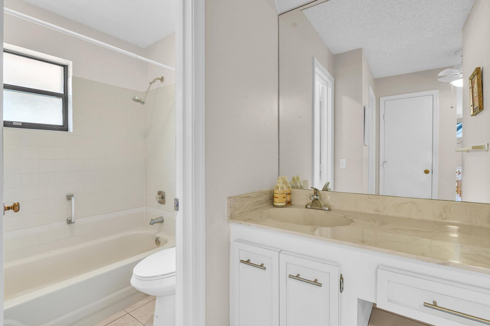 4450 Nutmeg Tree Lane, Unit A, Boynton Beach, FL 33436 Photo
