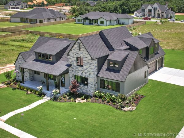 470 W 138th Street , Bixby, OK 74008