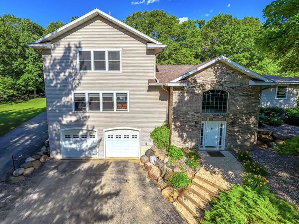 N2310 Wenham Rd, Hebron, WI 53538