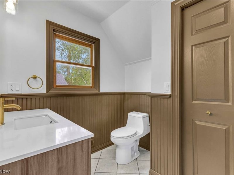 131 N Vine Street, Medina, OH 44256 Photo 24