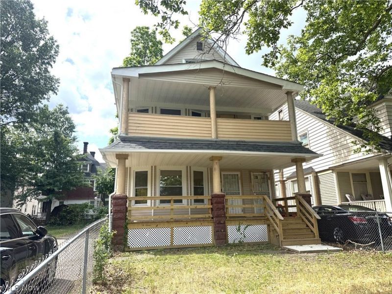 10006 Somerset Avenue, Cleveland, OH 44108 Photo 1