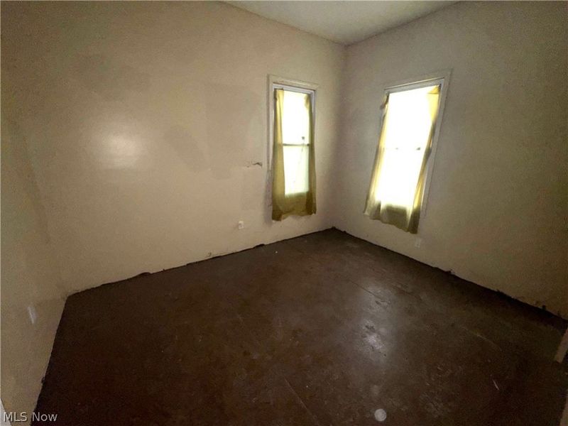 10006 Somerset Avenue, Cleveland, OH 44108 Photo 13