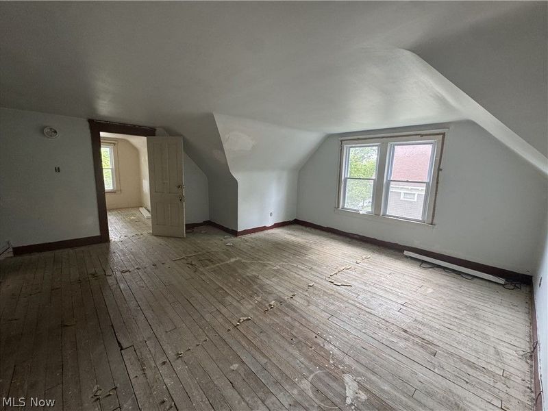 10006 Somerset Avenue, Cleveland, OH 44108 Photo 22