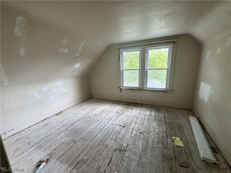 10006 Somerset Avenue, Cleveland, OH 44108 Photo 23
