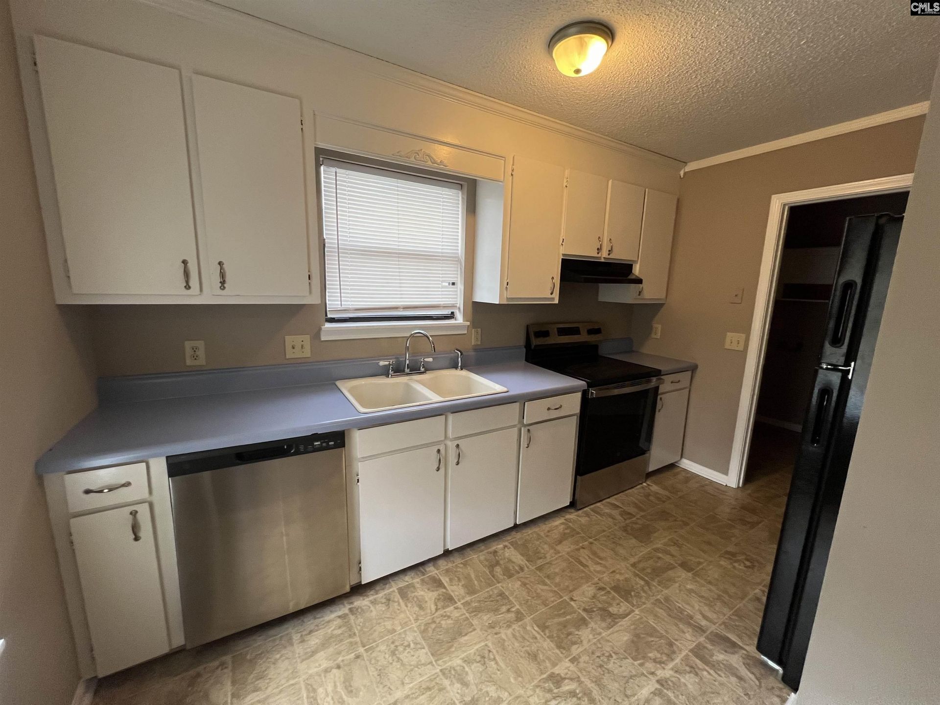 2408 F M Young Avenue  Photo 5