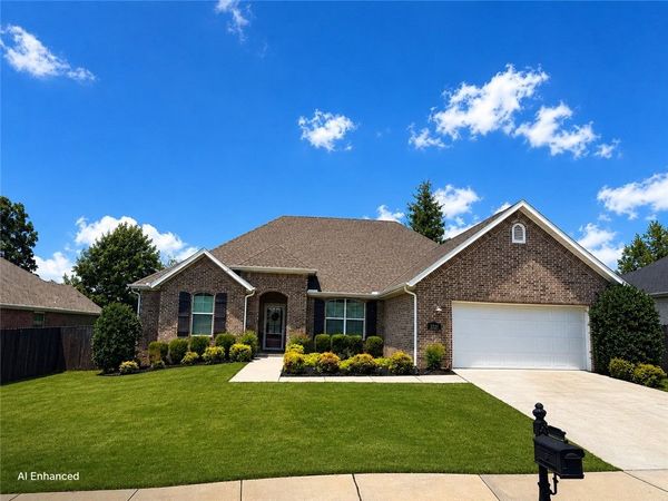 2721 N Grey Squirrel Drive , Fayetteville, AR 72704