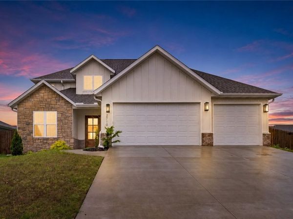 2710 S 20th Street , Rogers, AR 72758