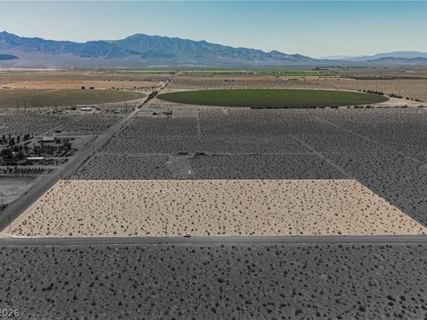 454 E Anvil Road , Amargosa Valley, NV 89020