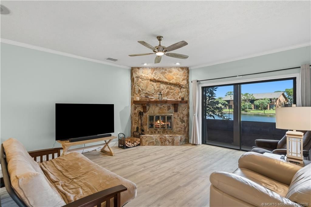 102 SE Crestwood Circle , Stuart, FL 34997 Photo