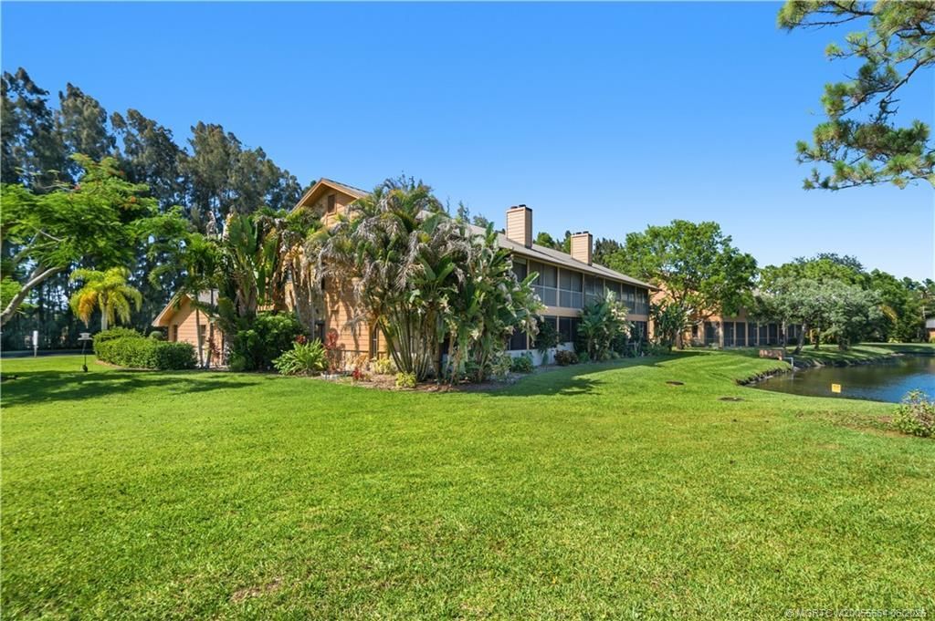 102 SE Crestwood Circle , Stuart, FL 34997 Photo