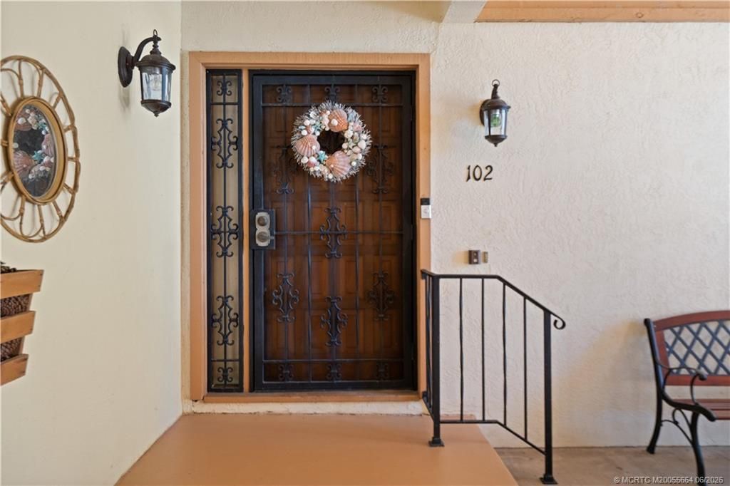 102 SE Crestwood Circle , Stuart, FL 34997 Photo