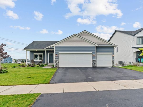 9973 32nd Street NE, Saint Michael, MN 55376