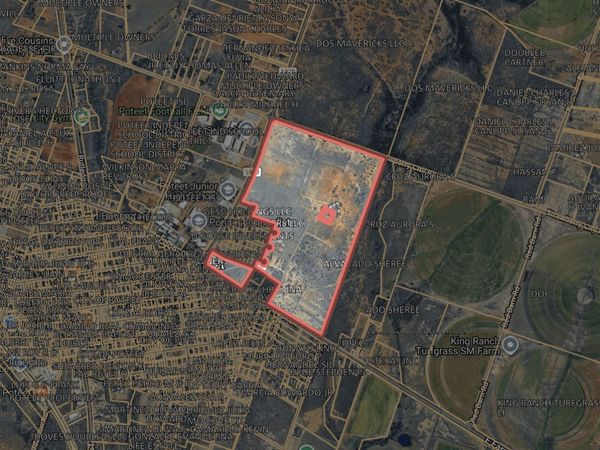 1490 E FM 476, Poteet, TX 78065