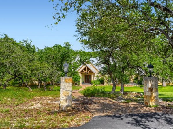 222 WINN VALLEY DR, Wimberley, TX 78676