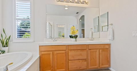 3264 Rock Creek Way, Roseville, CA 95747 Photo