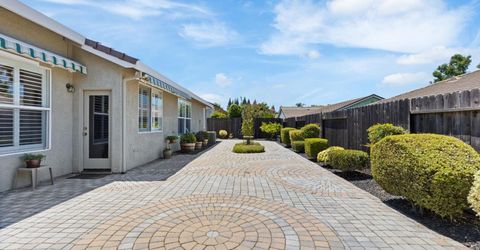 3264 Rock Creek Way, Roseville, CA 95747 Photo