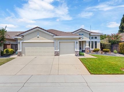 3264 Rock Creek Way, Roseville, CA 95747 Photo