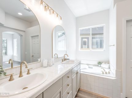 1690 Caughlin Creek Road, Reno, NV 89519 Photo
