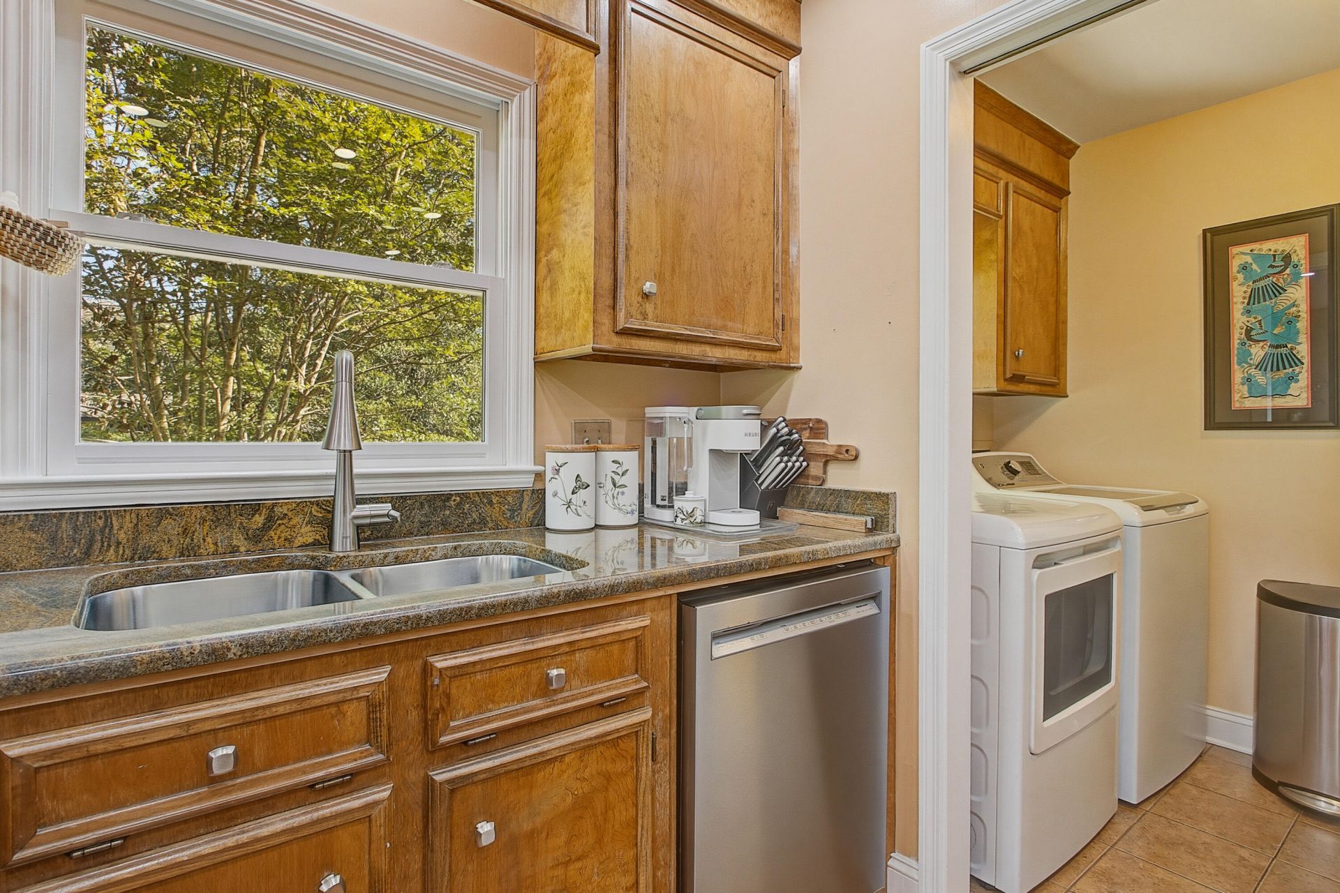 667 Serotina Court Photo 26