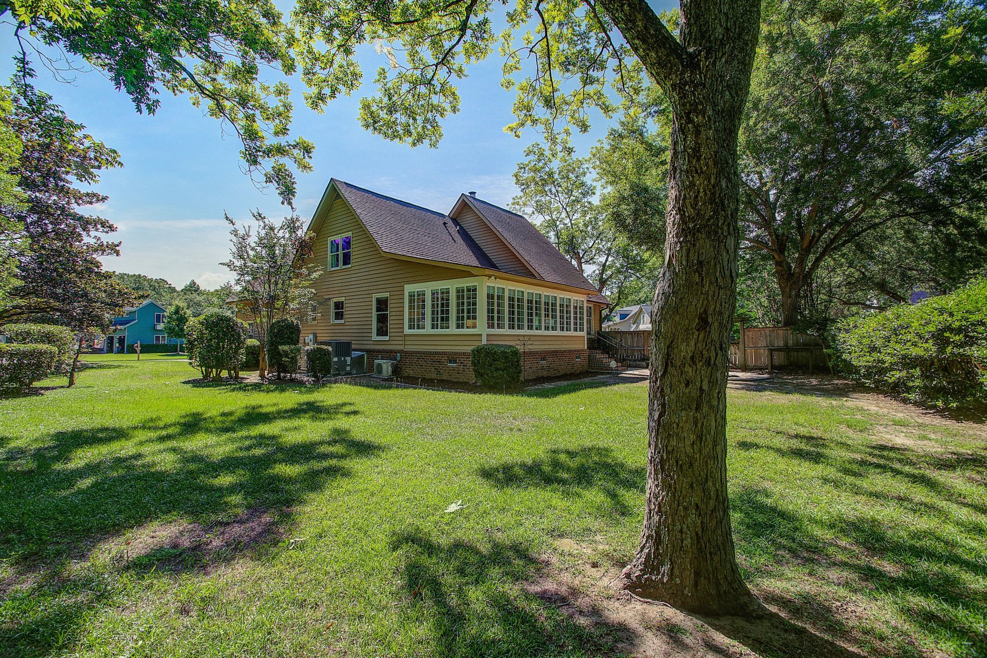 667 Serotina Court Photo 44