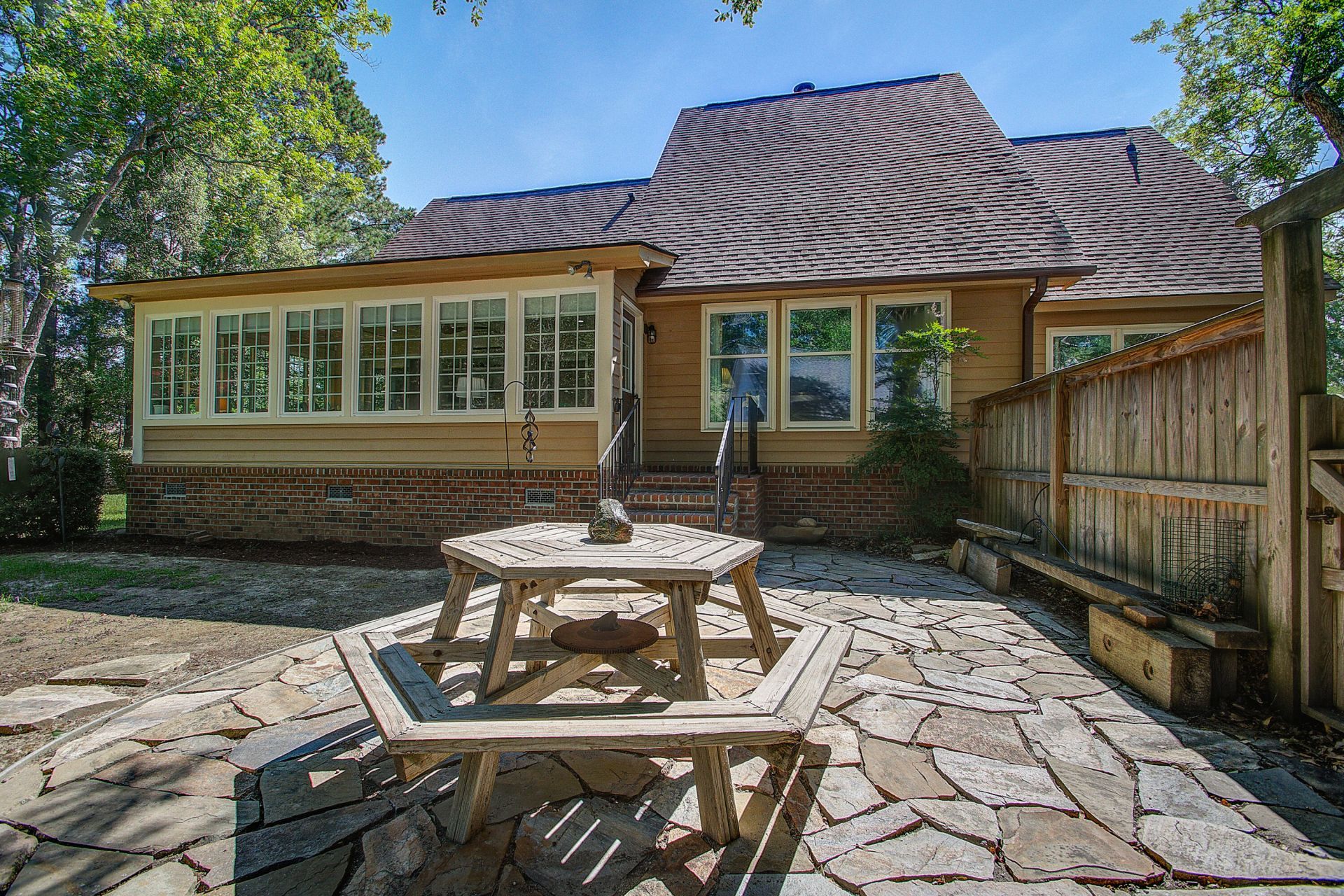 667 Serotina Court Photo 47