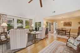 667 Serotina Court photo 4