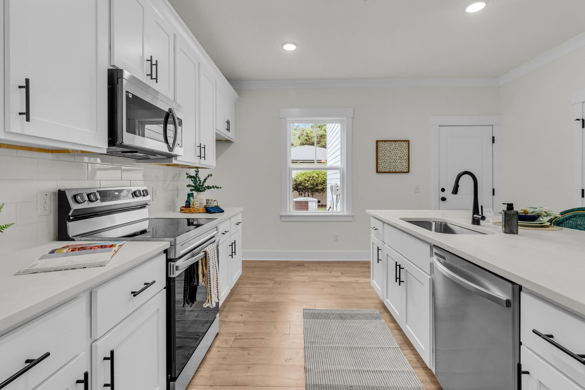 1575 Brownswood Road Photo 10
