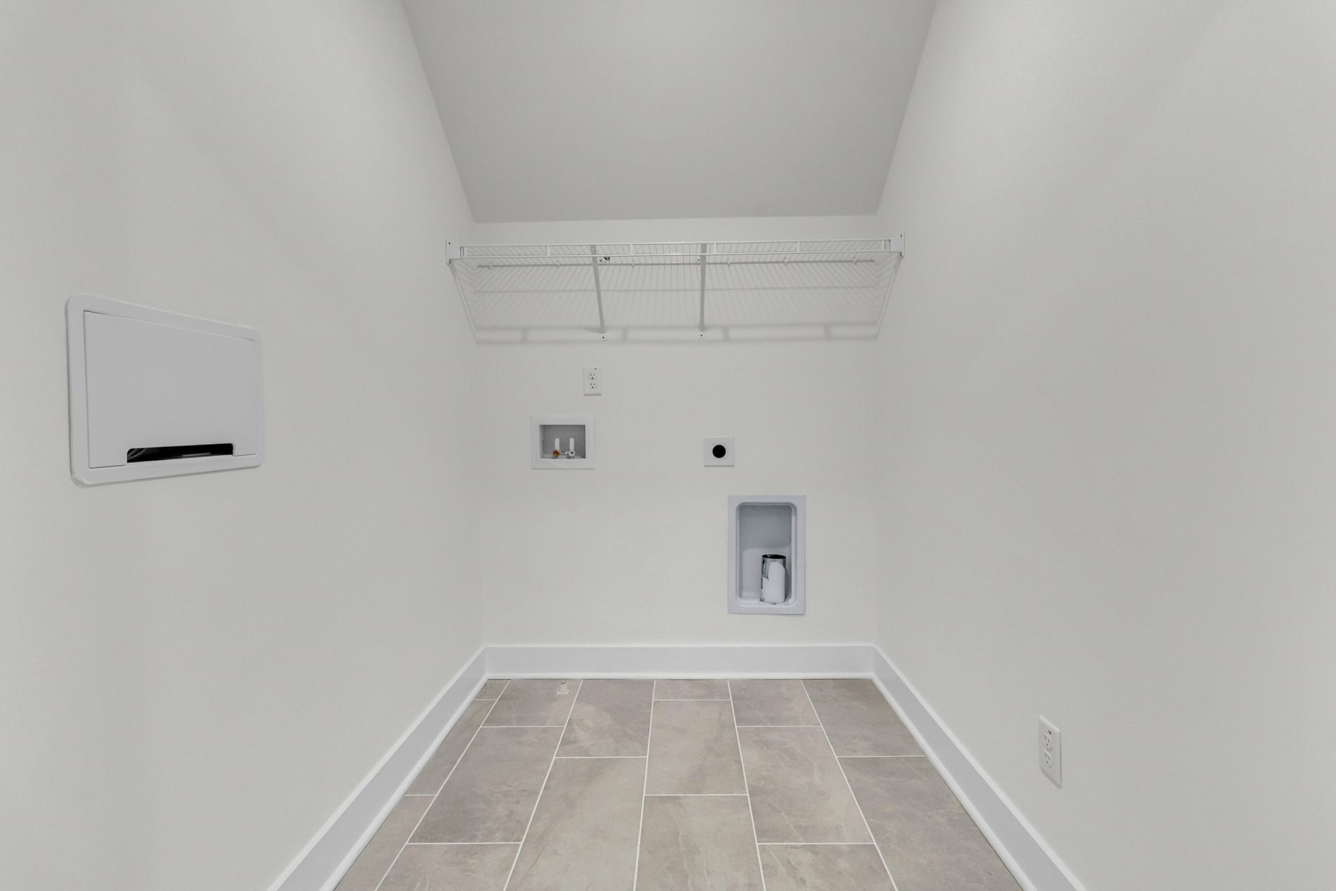 1575 Brownswood Road Photo 24