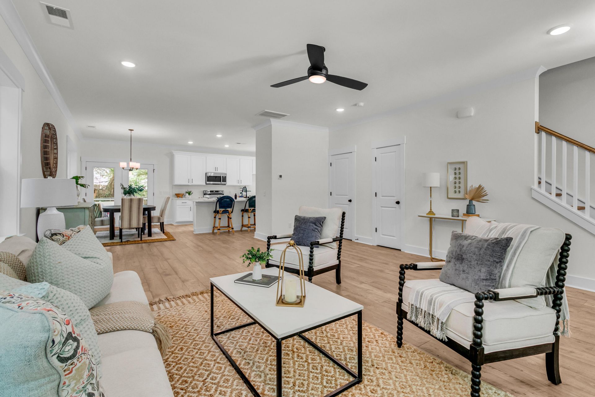 1575 Brownswood Road Photo 5
