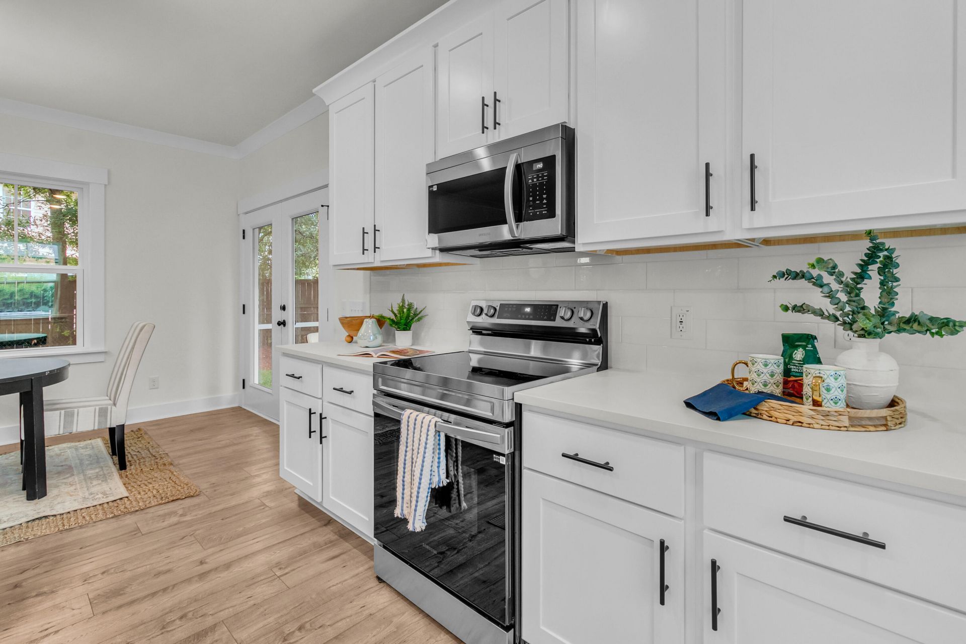 1575 Brownswood Road Photo 8