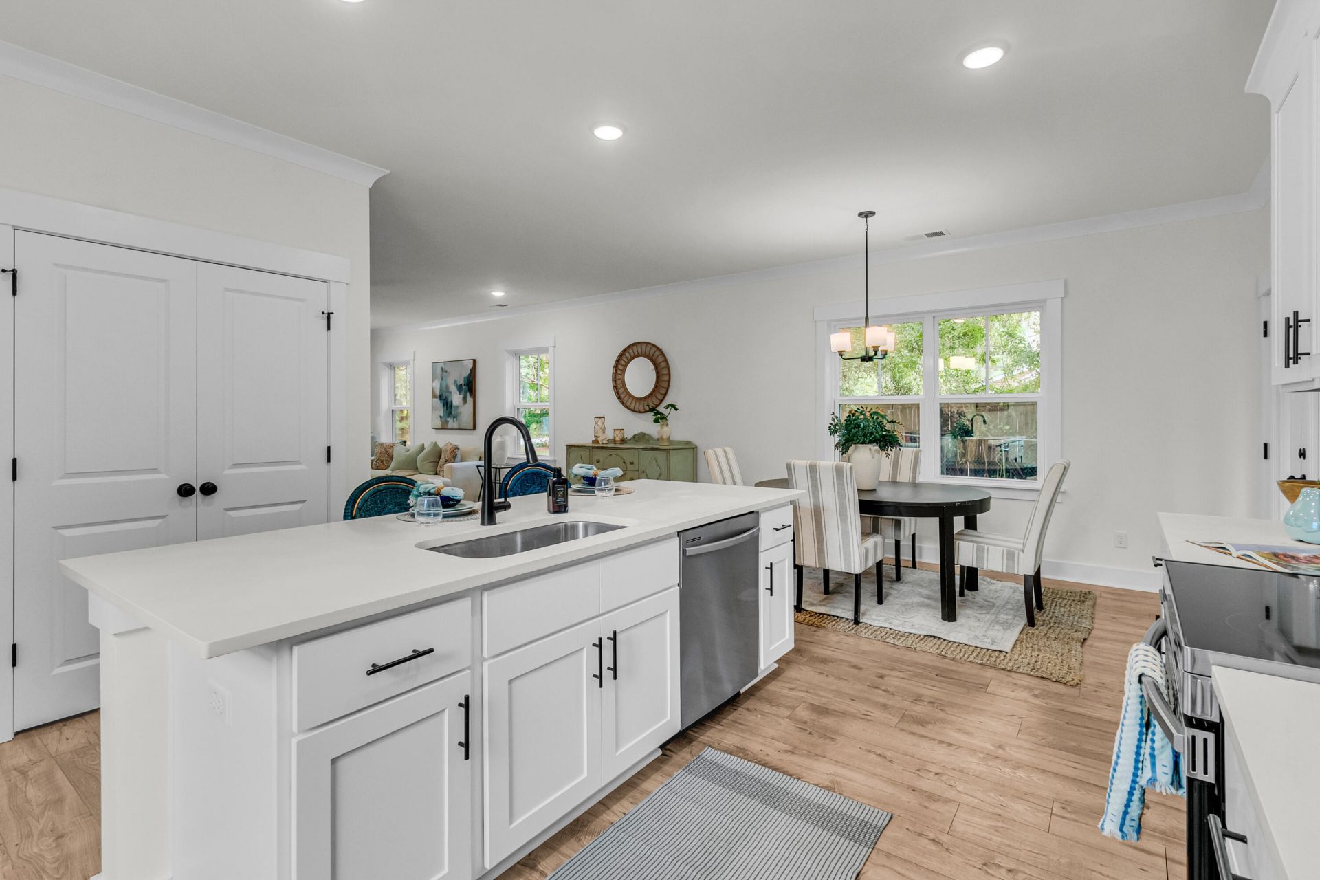 1575 Brownswood Road Photo 9