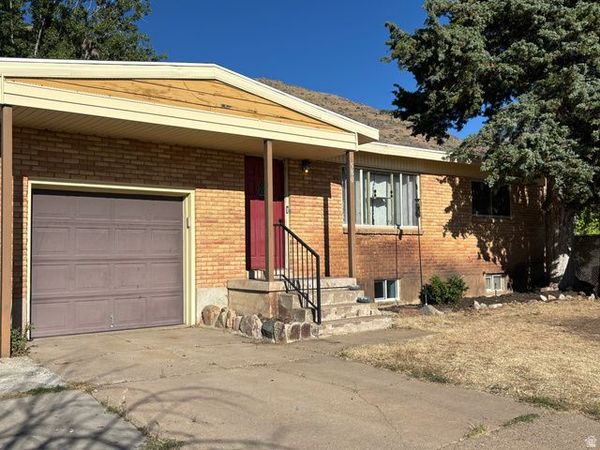 580 SIMORON DR , Ogden, UT 84405