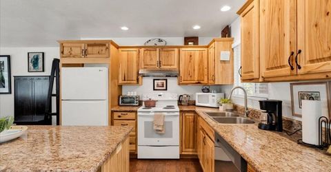 1774 Ababco Street, South Lake Tahoe, CA 96150 Photo