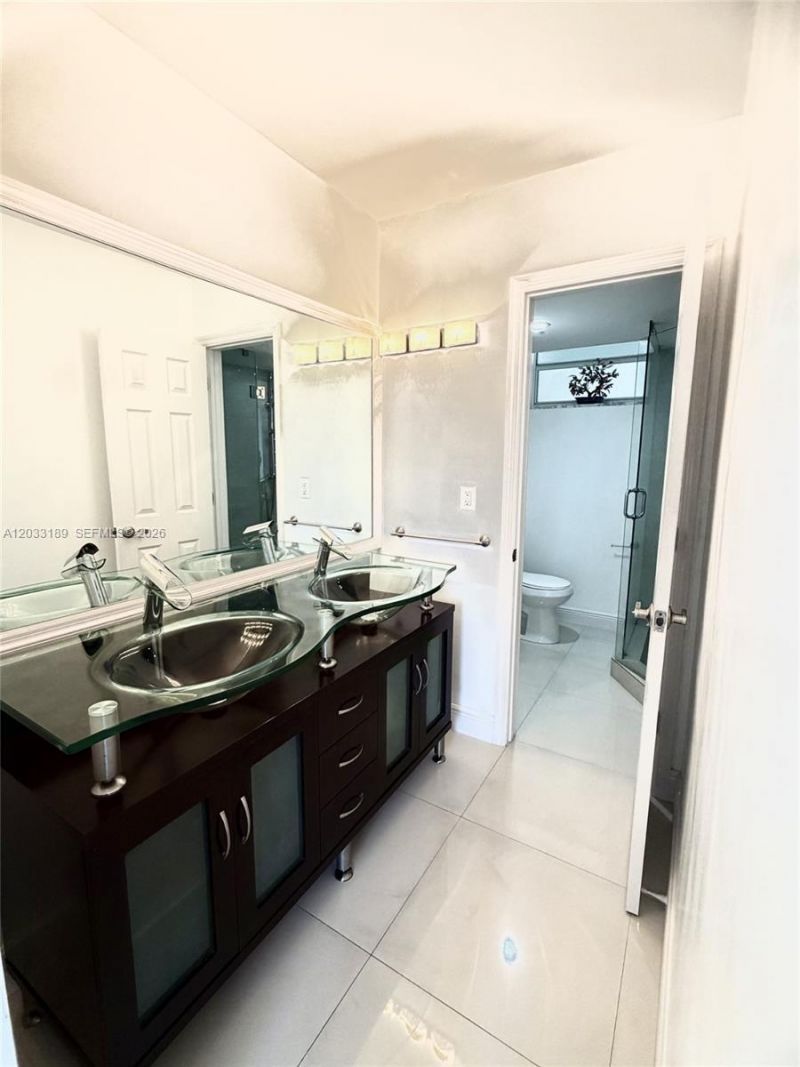 3030 Marcos Dr, Unit T314, Aventura, FL 33160 Photo