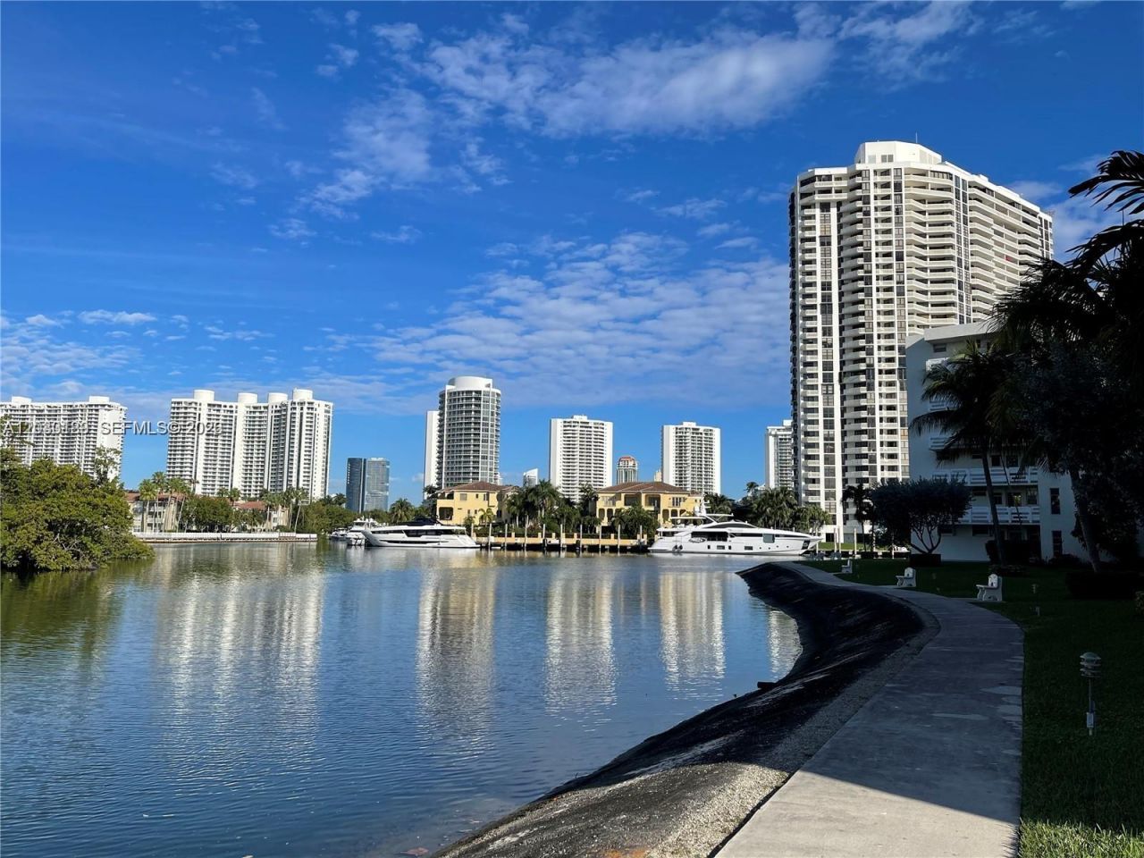 3030 Marcos Dr, Unit T314, Aventura, FL 33160 Photo