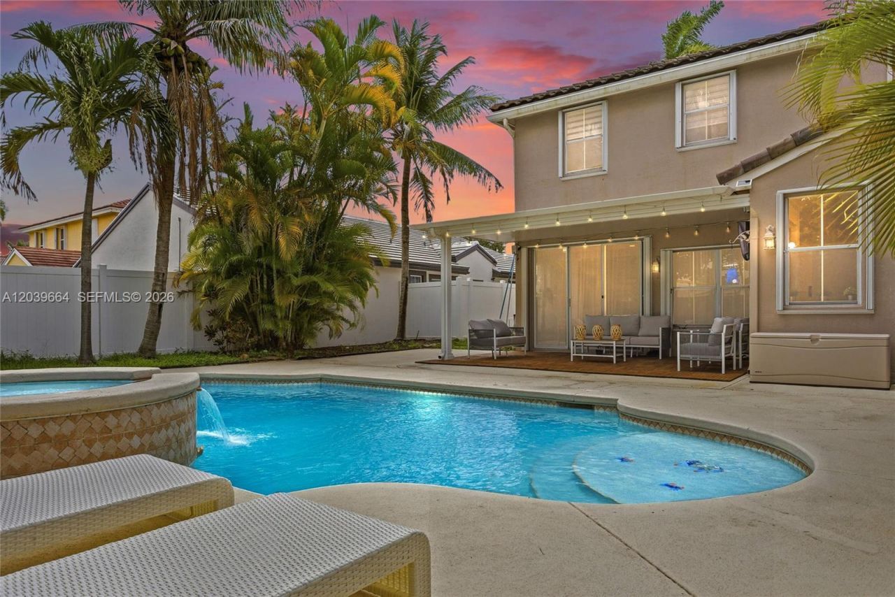 19185 NW 22nd St, Pembroke Pines, FL 33029 Photo