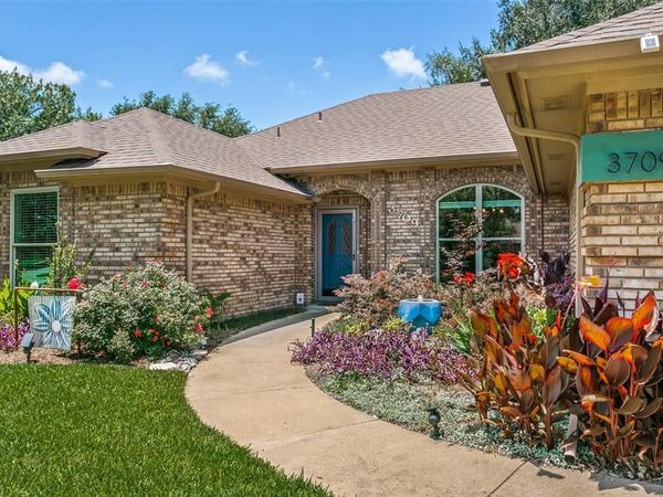 3709 Fieldcrest Lane, Bedford, TX 76021