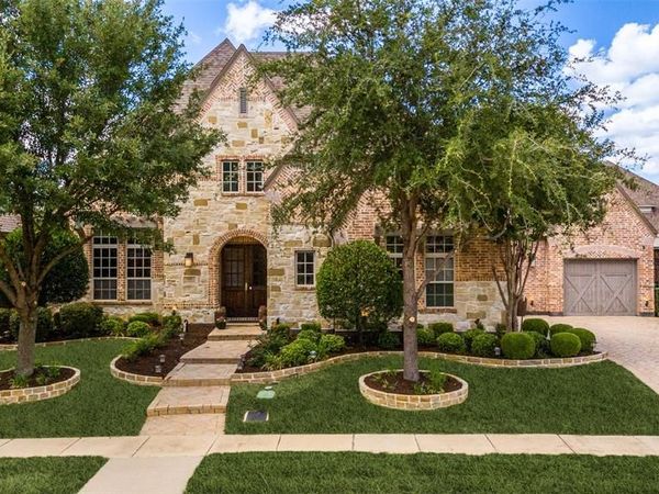 635 Fountainview Drive , Irving, TX 75039