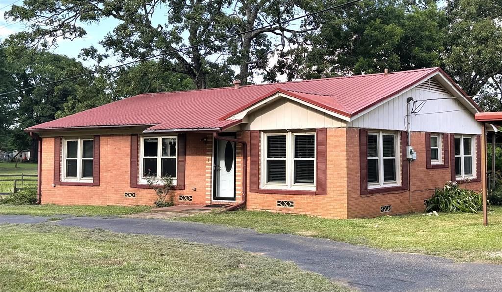 4188 Fm 1402, Mount Pleasant, TX 75455 Main Photo