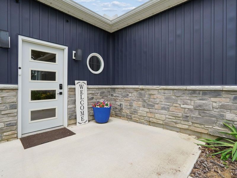 1300 E Choctaw Drive, London, OH 43140 Photo 41
