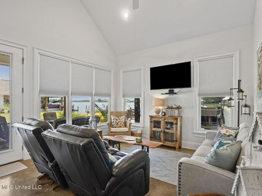 Property Image 60