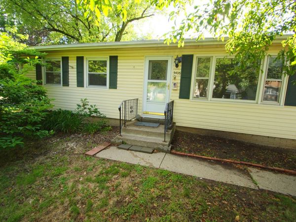 3406 MAGNOLIA Court , Bettendorf, IA 52722