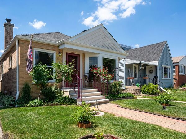 3848 N Plainfield Avenue , Chicago, IL 60634