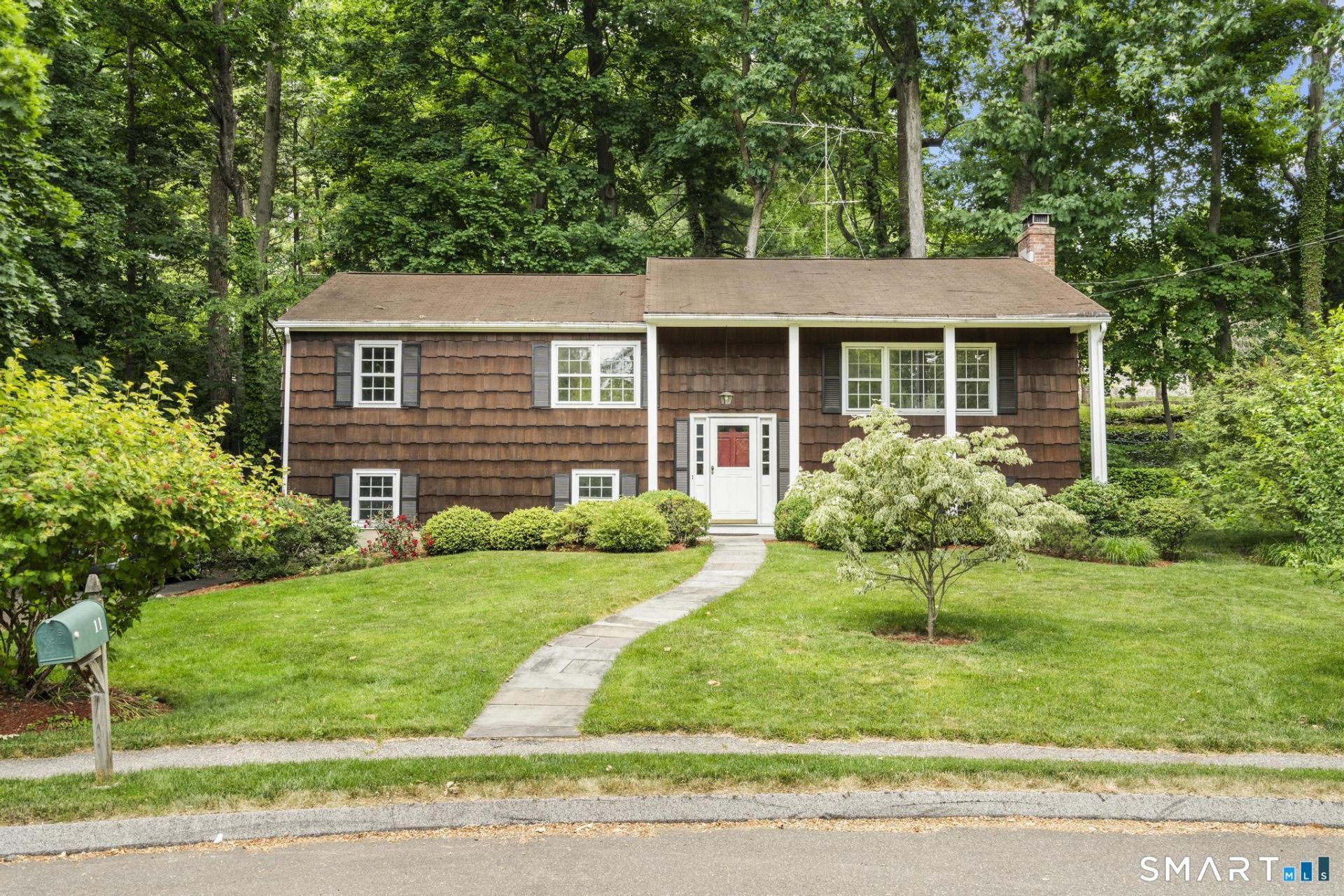 11 Lycett, Norwalk, CT 06850 Main Photo