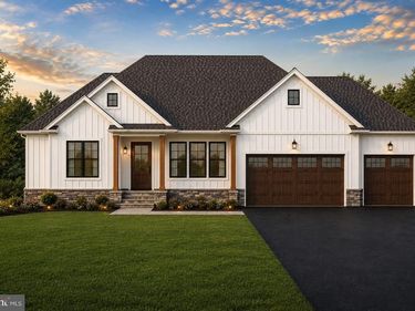 140 RED STONE LANE, Unit 35, HANOVER, PA 17331
