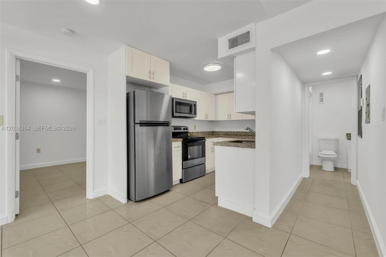 15560 SW 104th Ter, Unit 6112, Miami, FL 33196 Photo