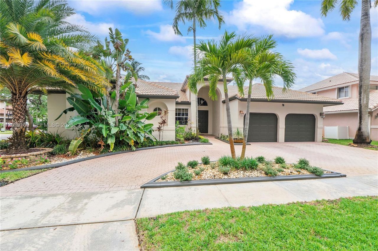 1522 NW 182nd Way, Pembroke Pines, FL 33029 Photo