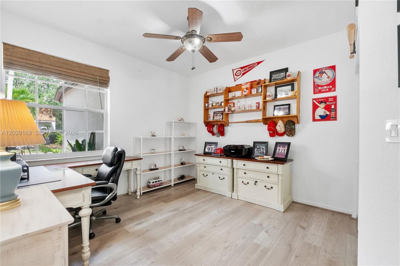 1522 NW 182nd Way, Pembroke Pines, FL 33029 Photo