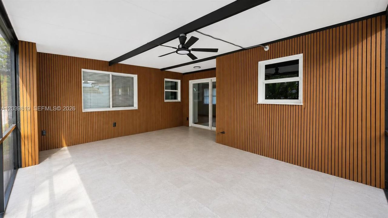 1155 Hayes St , Hollywood, FL 33019 Photo